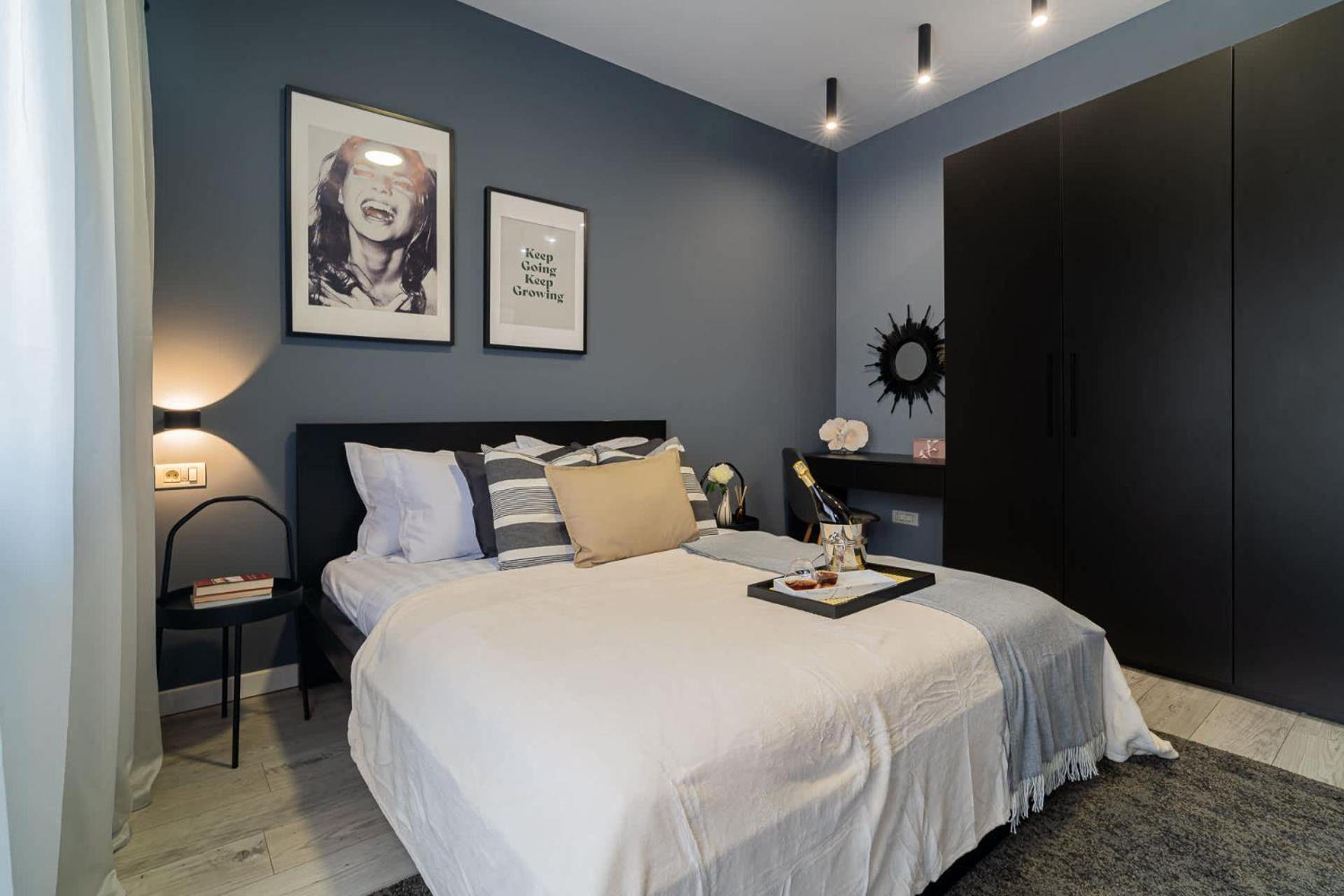 Chic Black & White 2Br Retreat On Dambovitei Βουκουρέστι Εξωτερικό φωτογραφία